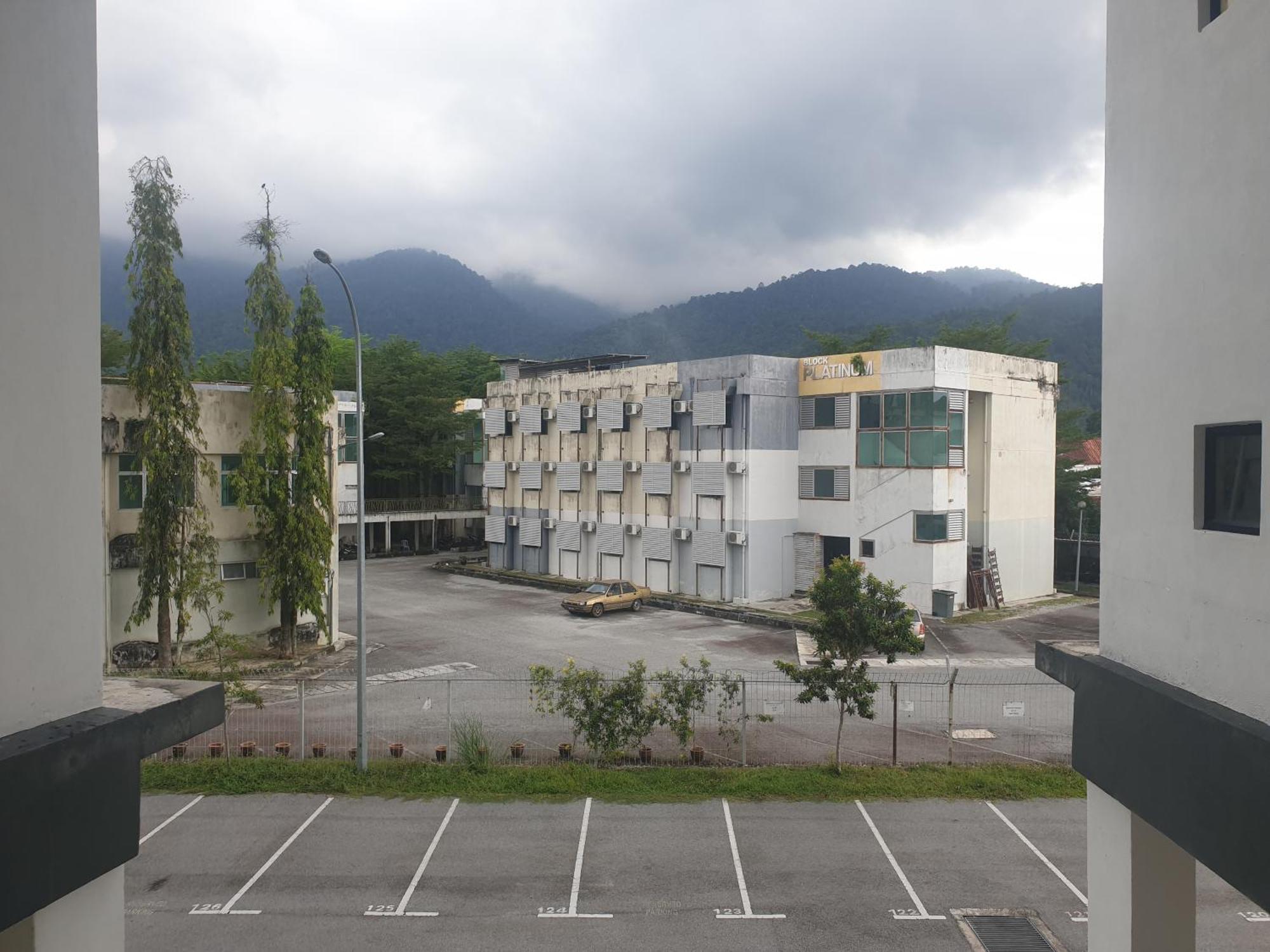 Unisuites Roomstay Kampar Exterior photo