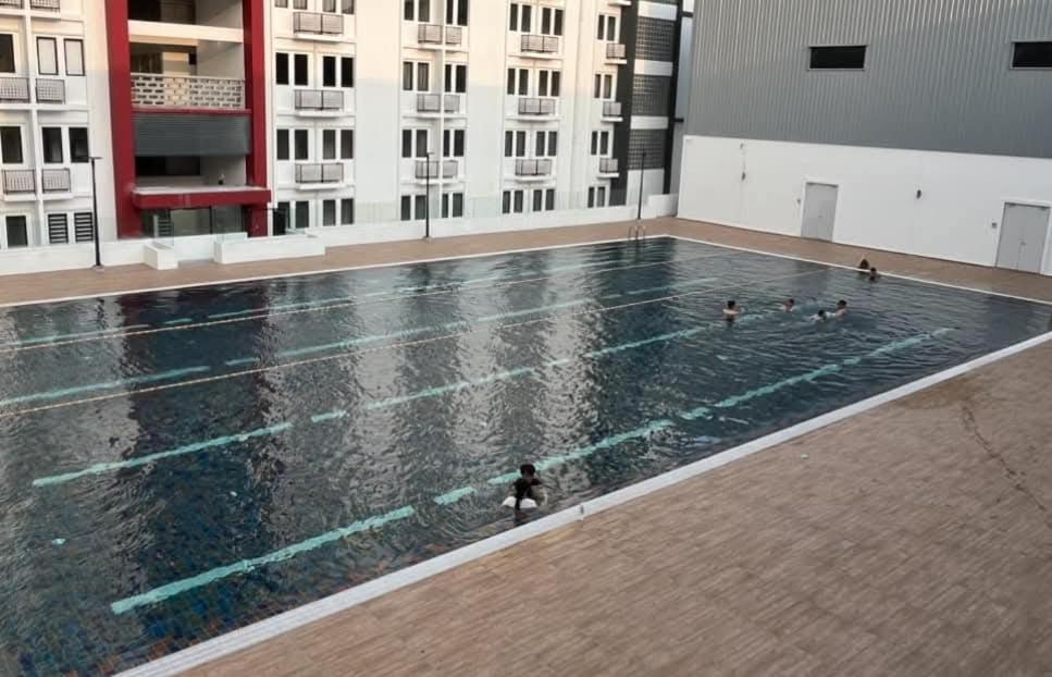 Unisuites Roomstay Kampar Exterior photo